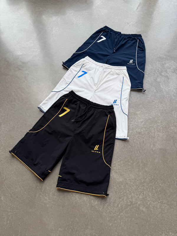 MAESTRO TRACKSHORTS IN BLACK