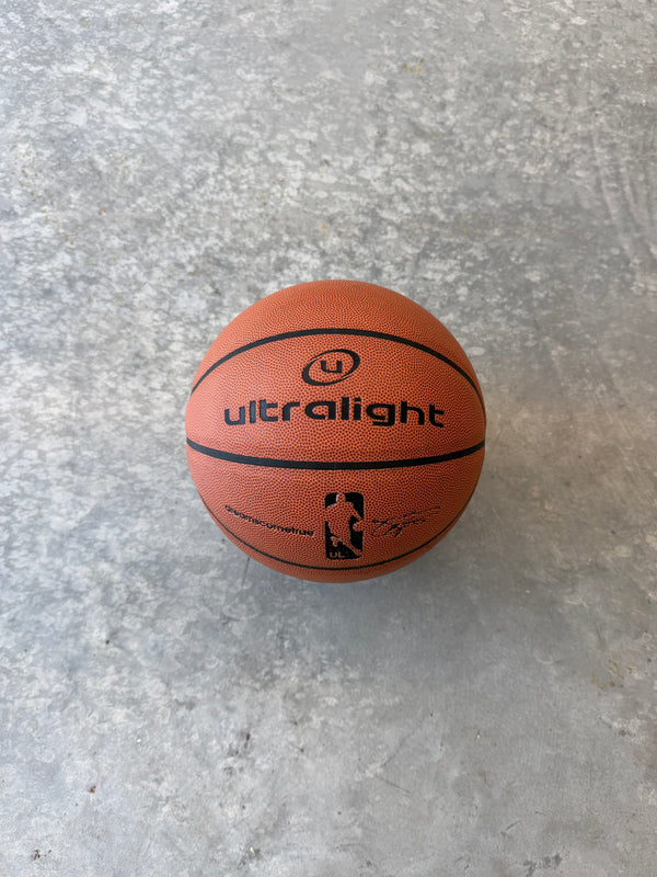 ULTRA BASKETBALL