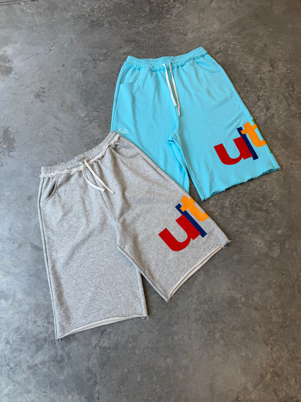 BULLY 3/4 SWEAT SHORTS IN GREY
